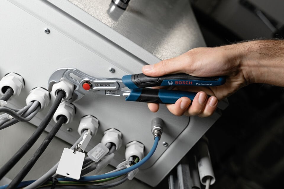 Bosch Profesyonel Boru Anahtarı 250mm 1600A02W3N