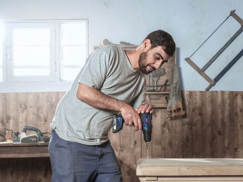 Bosch Professional GSR 180-Li Vidalama Makinesi Çift Akü 2Ah