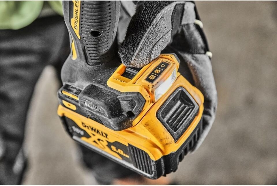 Dewalt DCD805P2T 18V 5.0 Ah Akülü Darbeli Matkap DCD805P2T