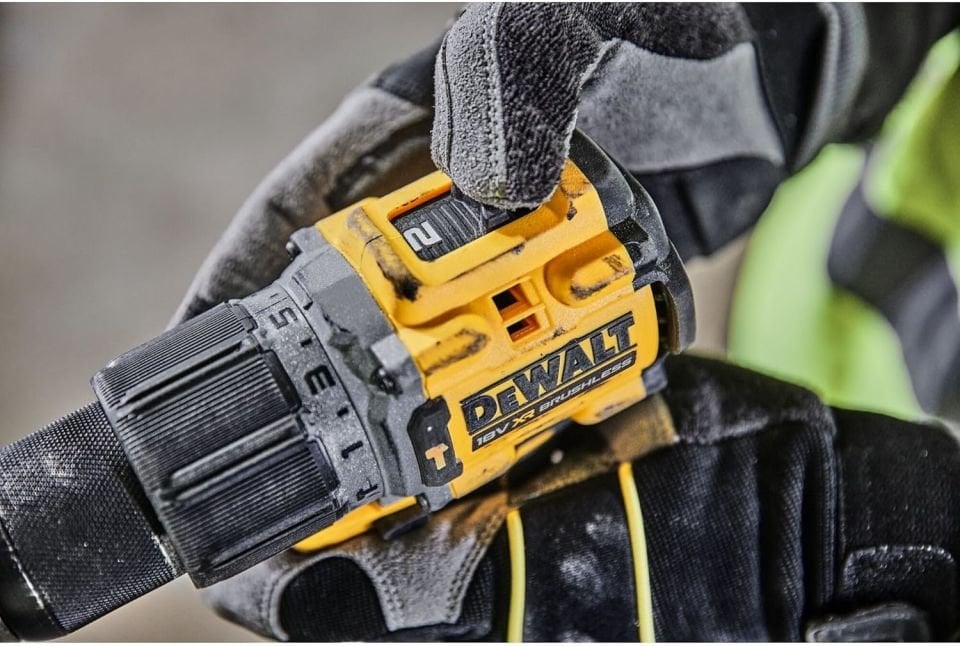 Dewalt DCD805P2T 18V 5.0 Ah Akülü Darbeli Matkap DCD805P2T