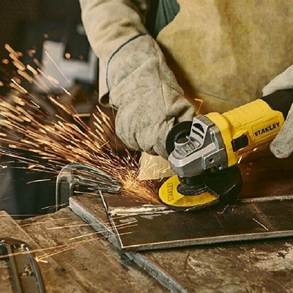Stanley 750W 115mm Avuç Taşlama SG7115