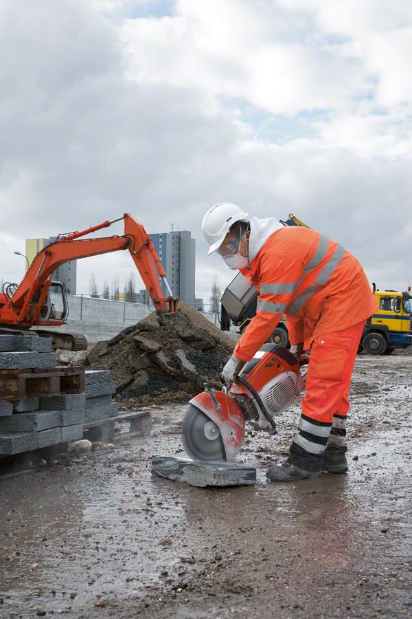 Bosch - Standard Seri Beton İçin Elmas Kesme Diski 300 mm