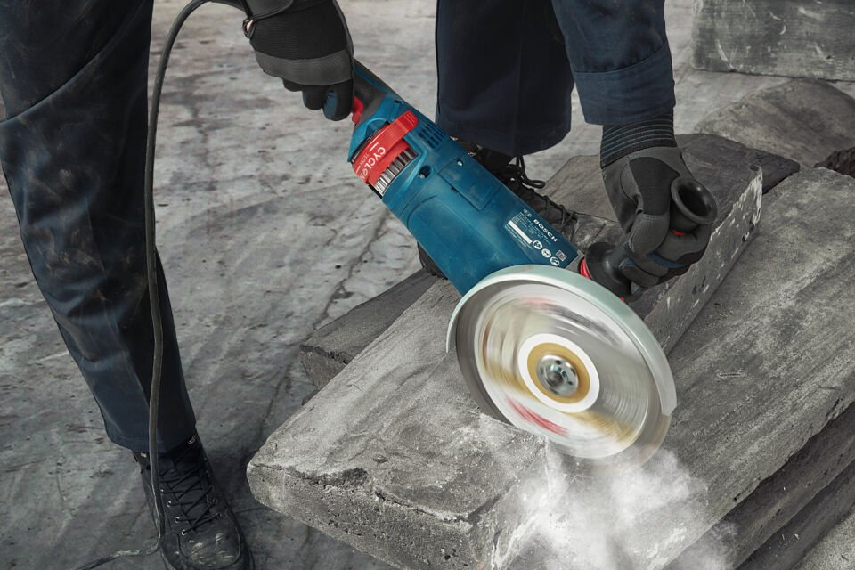 Bosch GWS 24-230 JZ 2400W Büyük Taşlama Makinesi