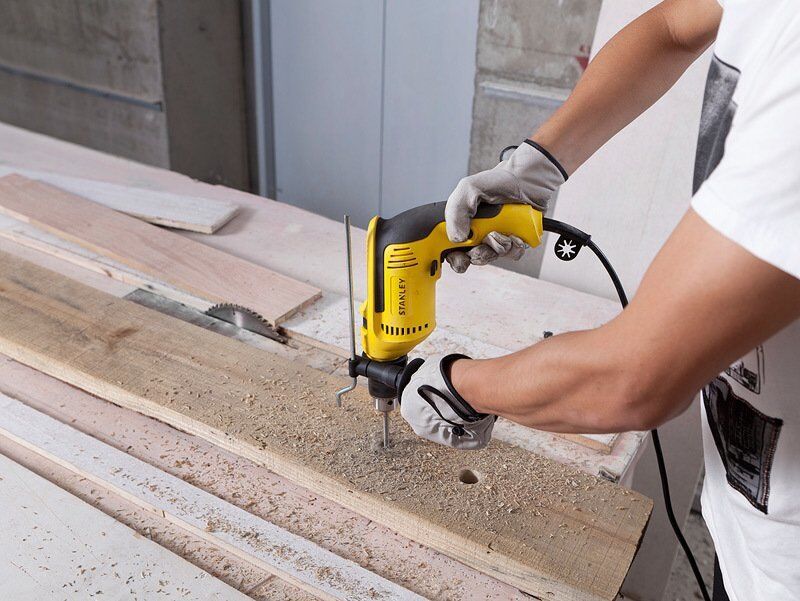 Stanley 700W 13mm Darbeli Matkap SDH700CK