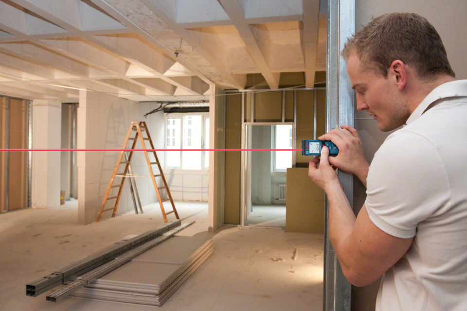 Bosch GLM 40 Professional Lazerli Uzaklık Ölçer Lazermetre
