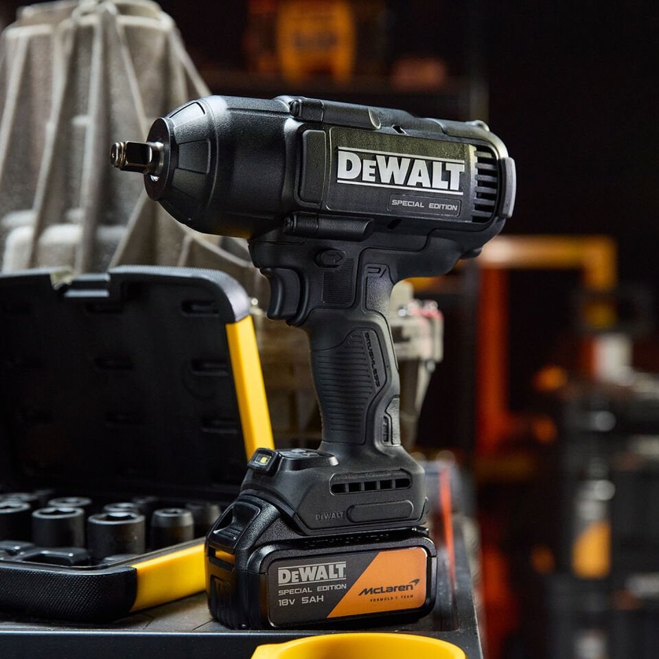 Dewalt DCF99MP2T-QW Mclaren 1/2 Somun Sıkma + 2X5Ah Akü Set