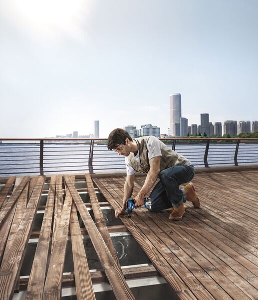 Bosch Professional GSR 18V-50 2x 2 Amper Akülü Vidalama Makinesi