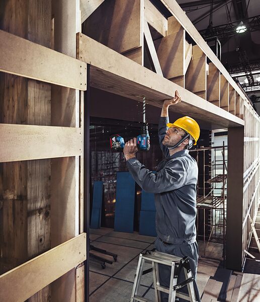 Bosch Professional GSR 18V-50 2x 2 Amper Akülü Vidalama Makinesi