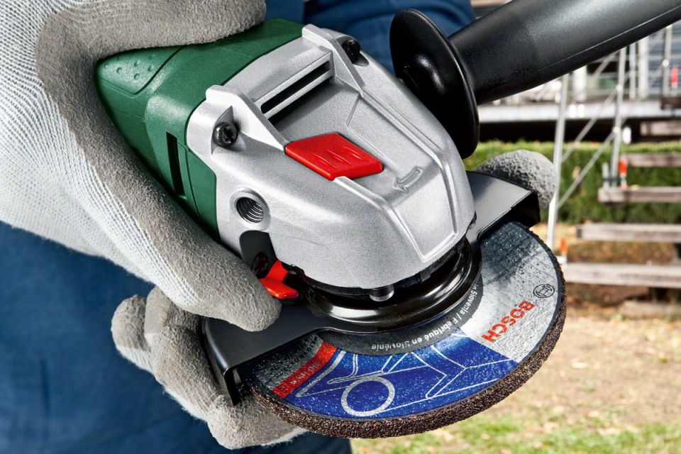 Bosch PWS 700-115 Avuç Taşlama Makinesi (115mm)
