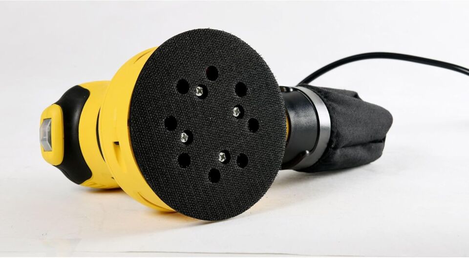 Stanley Eksantrik Zımpara Makinesi 300w 125mm SS30-TR