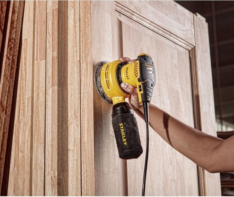 Stanley Eksantrik Zımpara Makinesi 300w 125mm SS30-TR