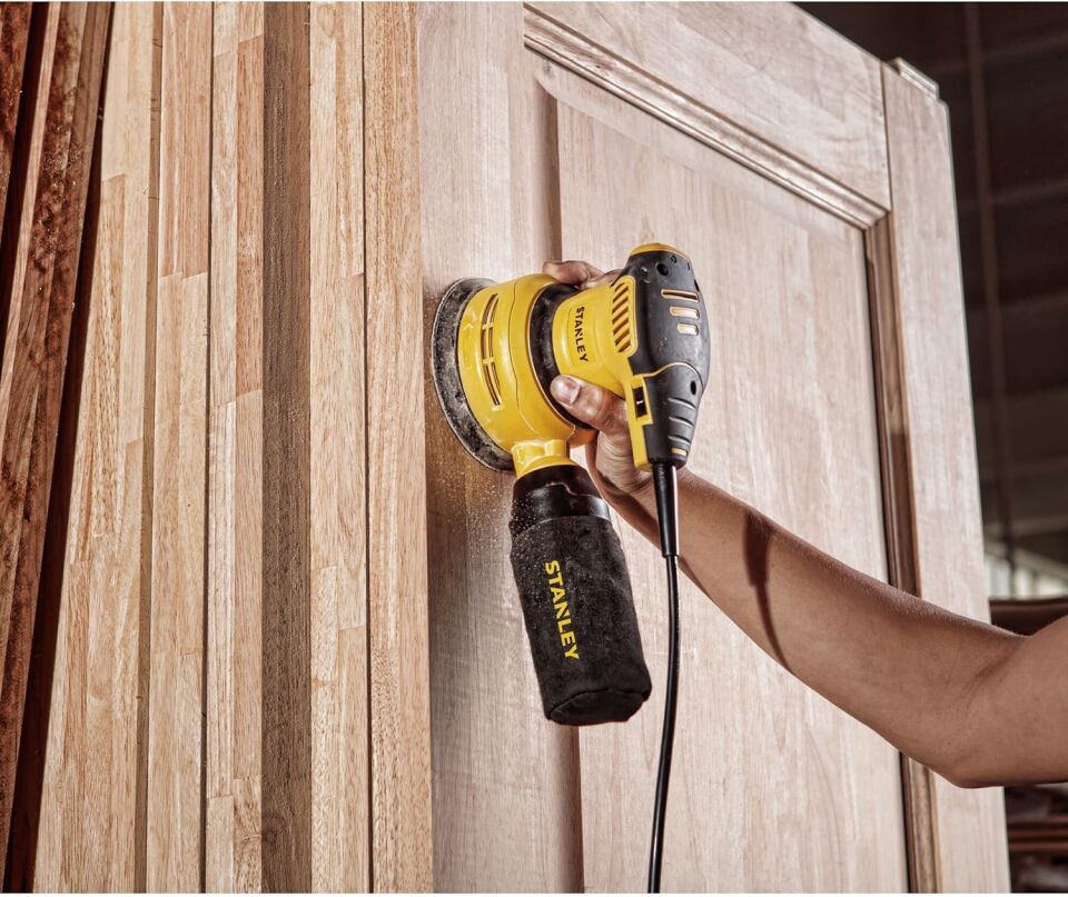 Stanley Eksantrik Zımpara Makinesi 300w 125mm SS30-TR