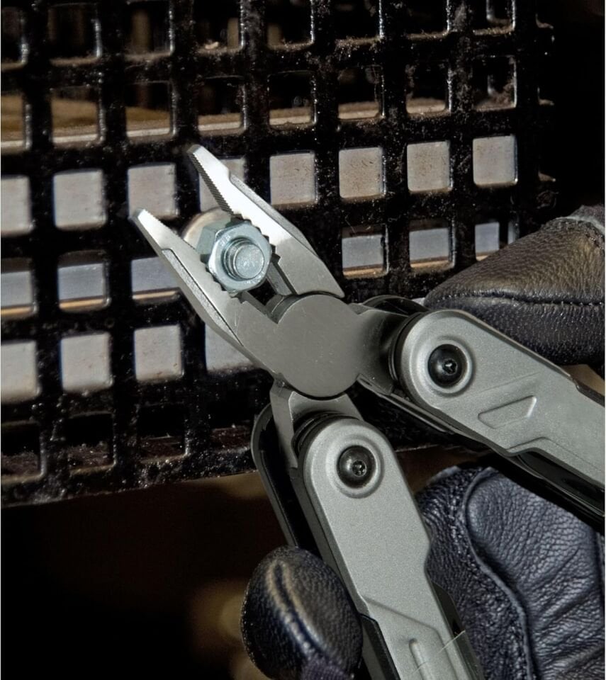 Stanley Fatmax Multitool 16 Fonksiyonlu Pense FMHT0-72414