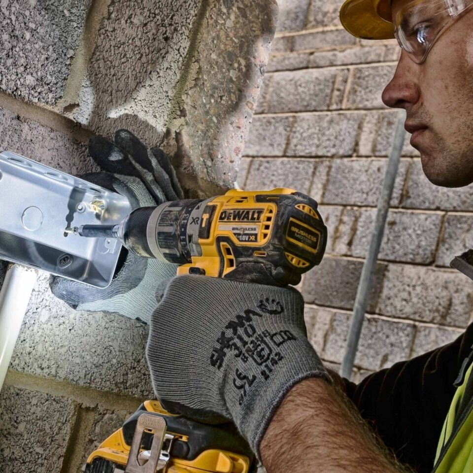 Dewalt DCD796P2 18V 5.0AH Li-Ion Kömürsüz Darbeli Matkap